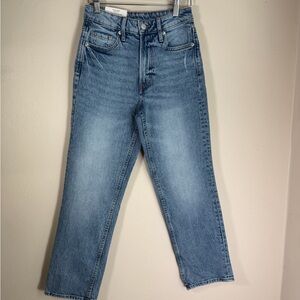 Straight-Leg women’s Jeans in Mid Blue Wash